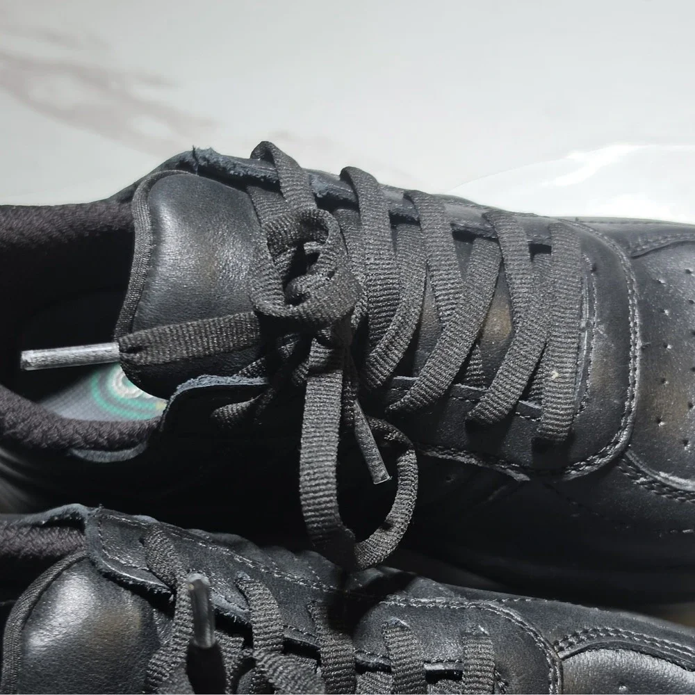 OrthoFeet Black Solid Low Top Lace Up Leather Women's Athletic Sneakers Logo